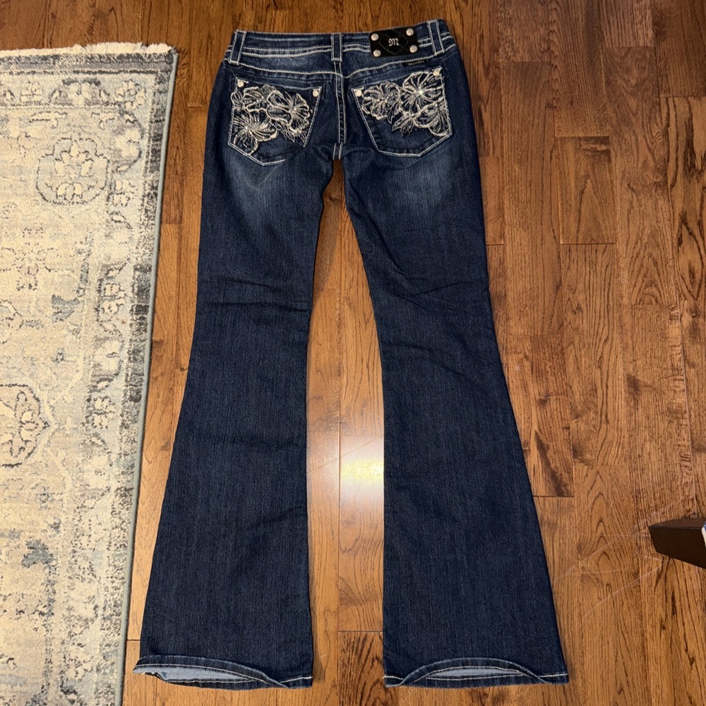 Miss Me Jeans Flare Low Rise Dark Wash Excellent!! Size 29 Inseam 33' Tall